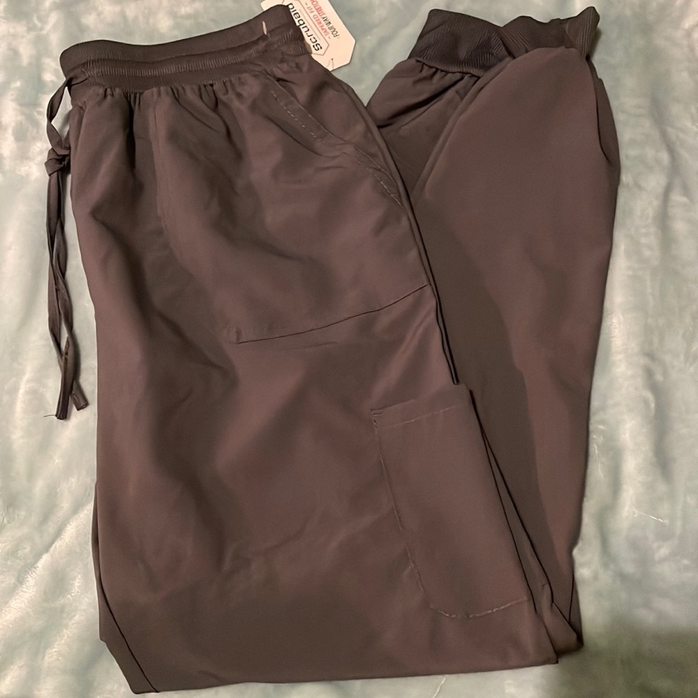 Gray scrub pants - joggers